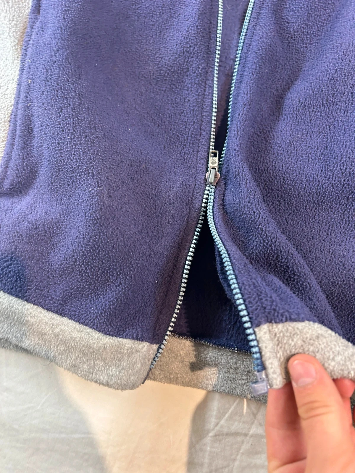 Zipped sweater violet gray fleece jacket size ckl size 3 / m – photo 6